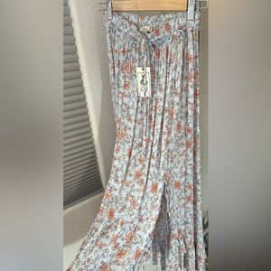 Easel Los Angeles Country Style Skirt